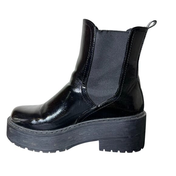 Soda "Yossi" Black Patent Leather Chunky Lug Sole Chelsea Boots, Size 10 - Picture 5 of 12